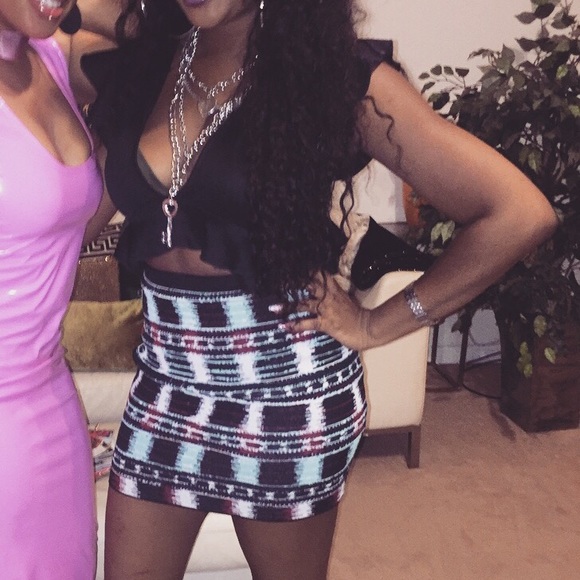 Akira Aztec print sweater skirt - Picture 2 of 3